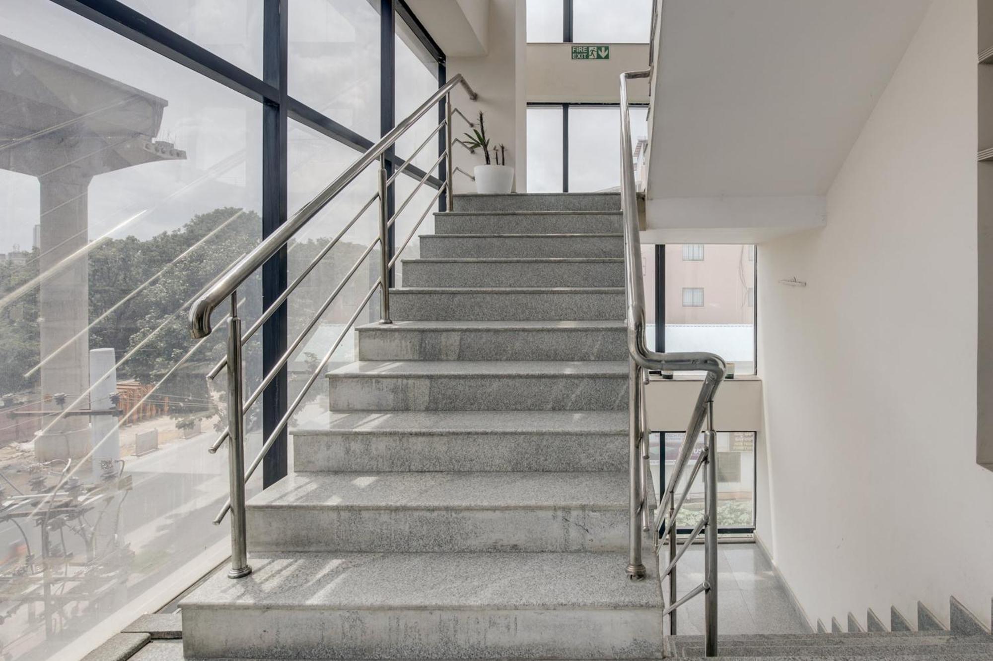Super Townhouse Hbr Layout Bangalore Ngoại thất bức ảnh
